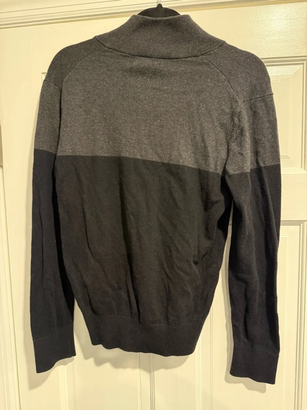 Banana Republic Luxe‎ Sweater - Black & Charcoal size Small